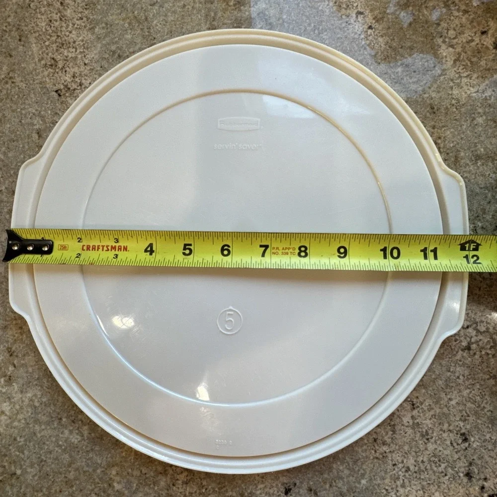 HTF Vtg Rubbermaid Servin‎ Saver #5 Round  Flat Replacement  Lid 22 Cups Almond
